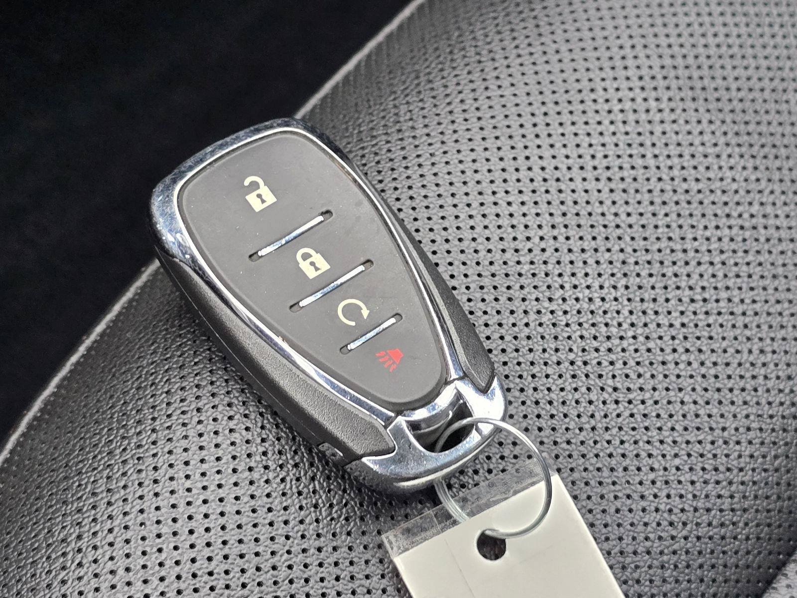 Used 2025 Chevrolet Trax RS FWD image 31
