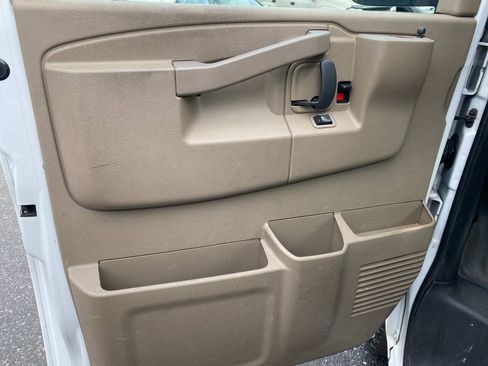 Used 2019 Chevrolet Express 2500 w/ Driver Convenience Package RWD image 11