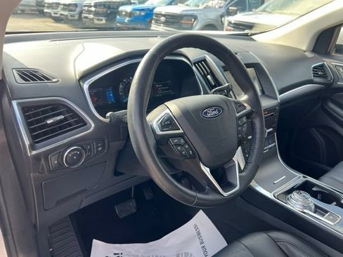 Certified 2019 Ford Edge Titanium w/ Equipment Group 301A AWD/4WD image 6