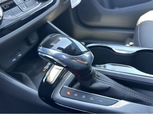 New 2026 Buick Envista Sport Touring w/ Convenience I Package FWD image 21