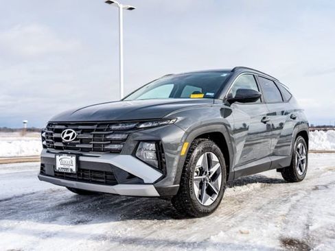 Used 2026 Hyundai Tucson SEL image 3