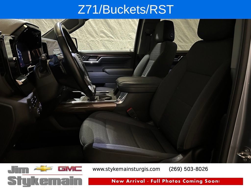 Used 2024 Chevrolet Silverado 1500 RST w/ Z71 Off-Road Package AWD/4WD image 12