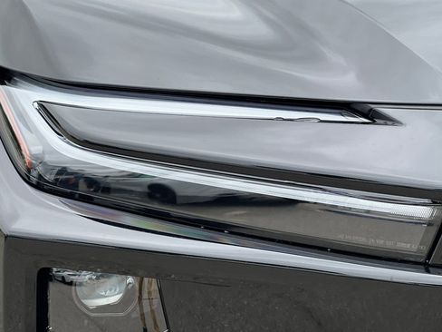 New 2026 Toyota C-HR AWD/4WD image 31