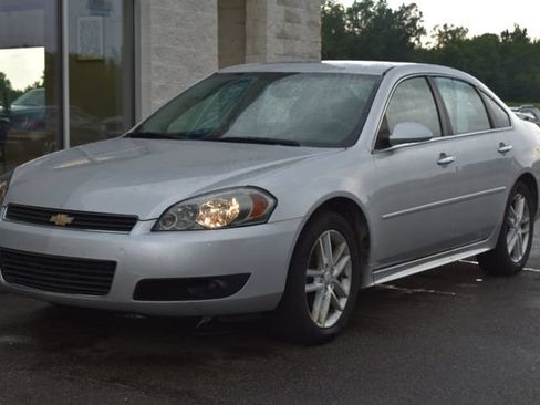 Used 2014 Chevrolet Impala LTZ FWD image 13