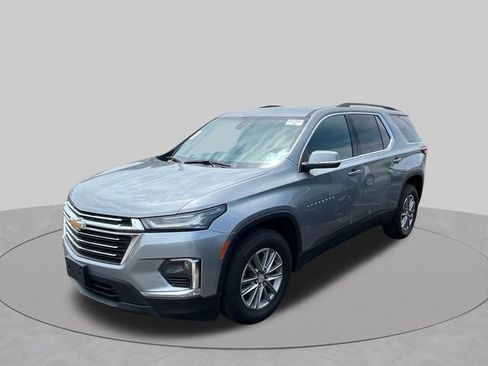 Used 2023 Chevrolet Traverse LT FWD image 5
