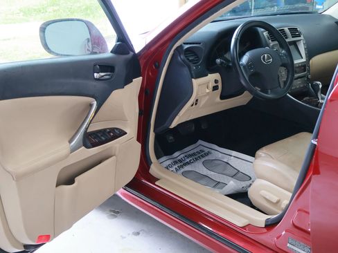 Used 2008 Lexus IS 250 AWD image 31