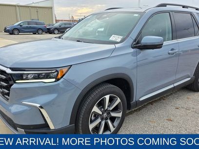 Used 2025 Honda Pilot Elite