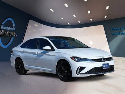 Certified 2025 Volkswagen Jetta SE