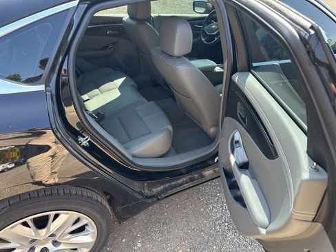Used 2018 Chevrolet Impala LS image 11