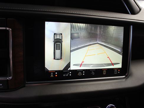 Used 2024 GMC Yukon XL Denali Ultimate image 63