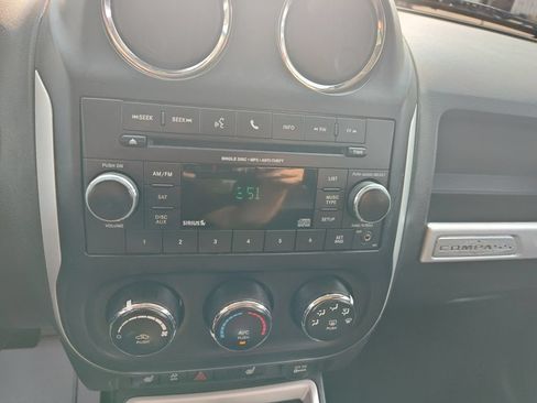 Used 2017 Jeep Compass Latitude AWD/4WD image 20