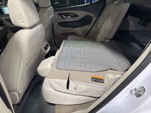 Used 2024 GMC Terrain Denali w/ Denali Premium Package image 30