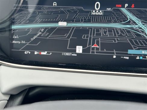 Used 2024 Land Rover Range Rover Evoque Dynamic SE image 38