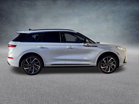 New 2025 Lincoln Corsair Grand Touring image 8