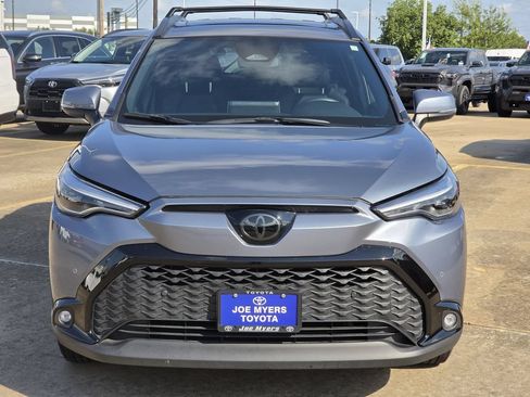 Used 2024 Toyota Corolla Cross AWD Hybrid w/ Convenience Package image 3