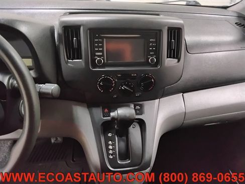 Used 2017 Nissan NV200 SV w/ Technology Package image 13