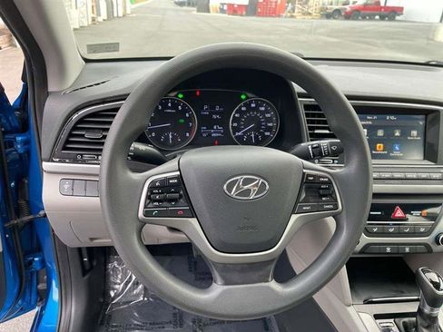 Used 2017 Hyundai Elantra SE image 66