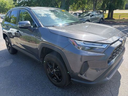 Used 2024 Toyota RAV4 XLE FWD image 4