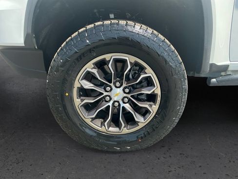 Used 2021 Chevrolet Colorado ZR2 AWD/4WD image 13