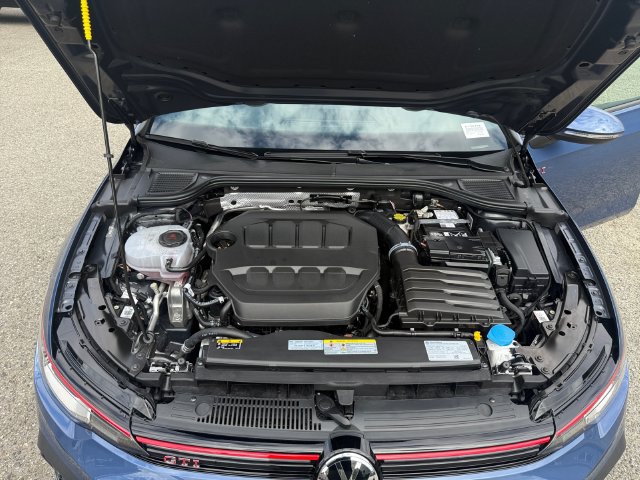 Used 2026 Volkswagen GTI SE FWD image 24
