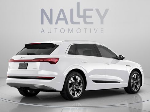 Used 2023 Audi e-tron Premium Plus w/ Premium Plus Package AWD/4WD image 3