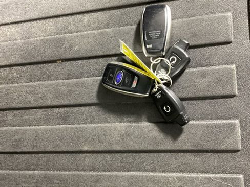 Used 2019 Subaru Outback 3.6R Limited w/ Popular Package #2 image 32