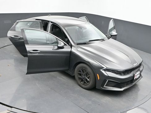Used 2025 Kia K5 LXS FWD image 59