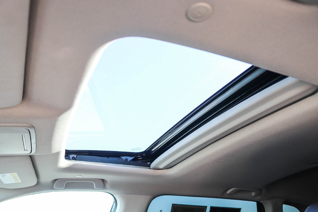 Used 2025 Honda CR-V EX-L image 25