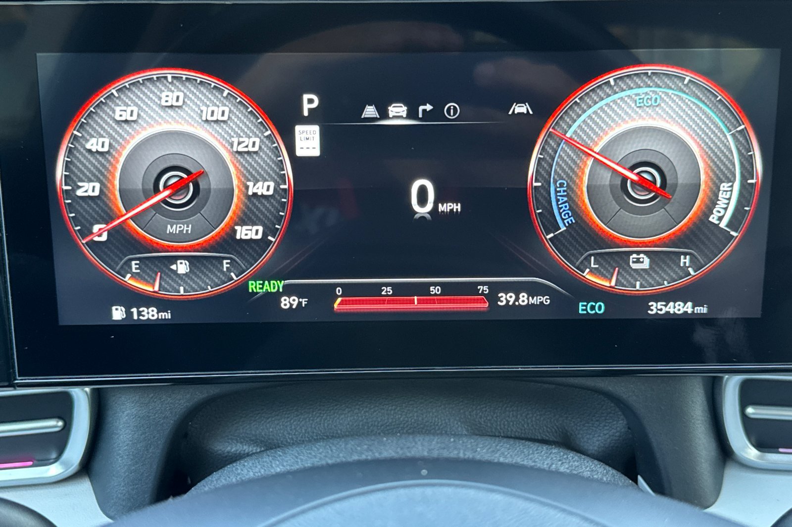 Used 2025 Hyundai Elantra Limited FWD image 28