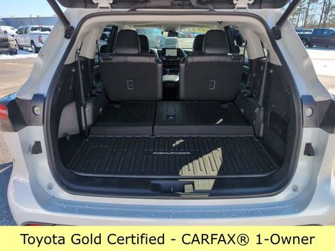 Certified 2023 Toyota Highlander XLE image 14