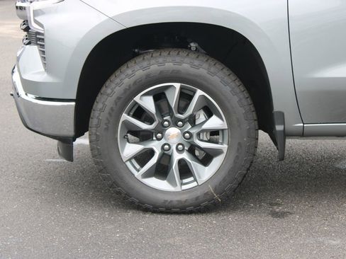 New 2026 Chevrolet Silverado 1500 LT w/ All Star Edition Plus AWD/4WD image 18