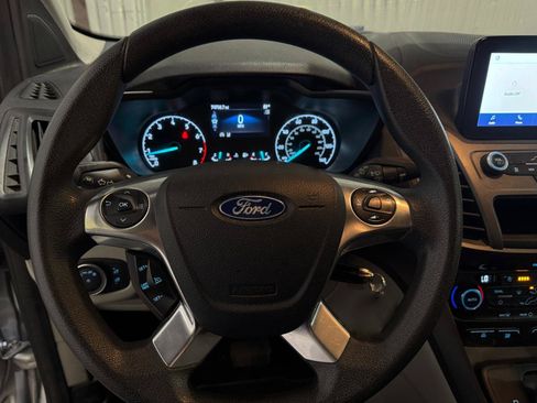 Used 2022 Ford Transit Connect XLT FWD image 5