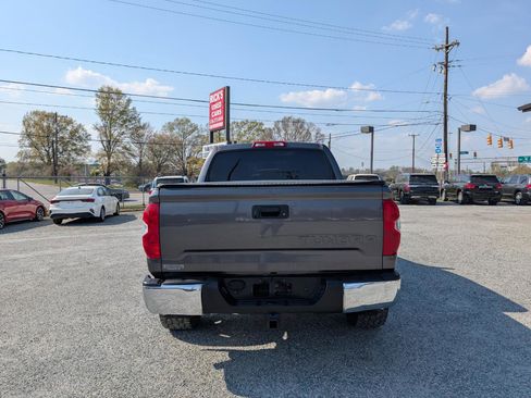 Used 2015 Toyota Tundra SR5 w/ TRD Off Road Package image 8