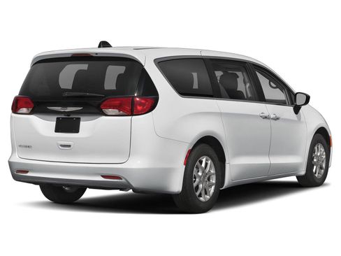 Used 2024 Chrysler Voyager LX FWD image 2