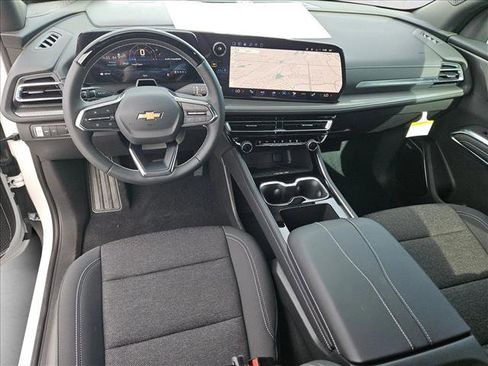 New 2026 Chevrolet Traverse LT w/ Enhanced Driving Package image 15