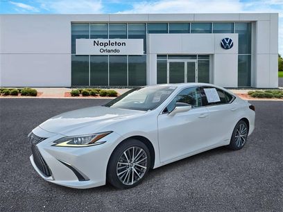 Used 2022 Lexus ES 300h w/ Premium Package