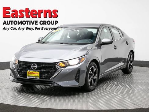 Used 2024 Nissan Sentra SV FWD image 1