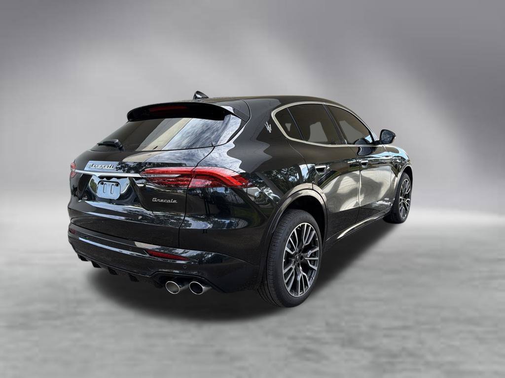 Used 2025 Maserati Grecale GT AWD/4WD image 3