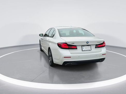Used 2023 BMW 530i xDrive w/ Convenience Package AWD/4WD image 7