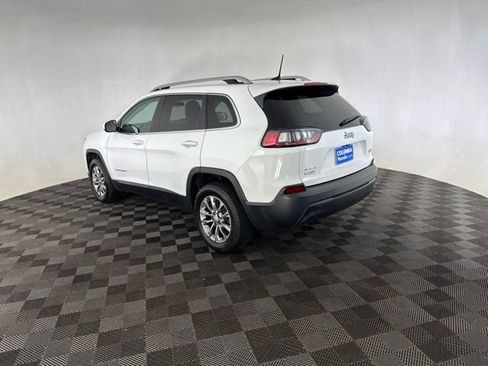 Used 2019 Jeep Cherokee Latitude Plus AWD/4WD image 10