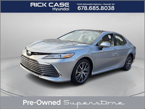 Used 2023 Toyota Camry XLE w/ Navigation Package image 1