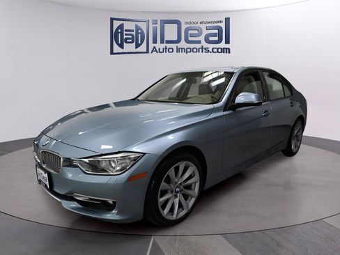 Used 2013 BMW 328i xDrive Sedan AWD/4WD image 1