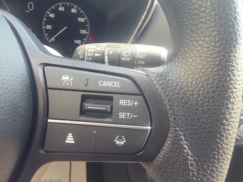 Used 2024 Honda CR-V EX image 28