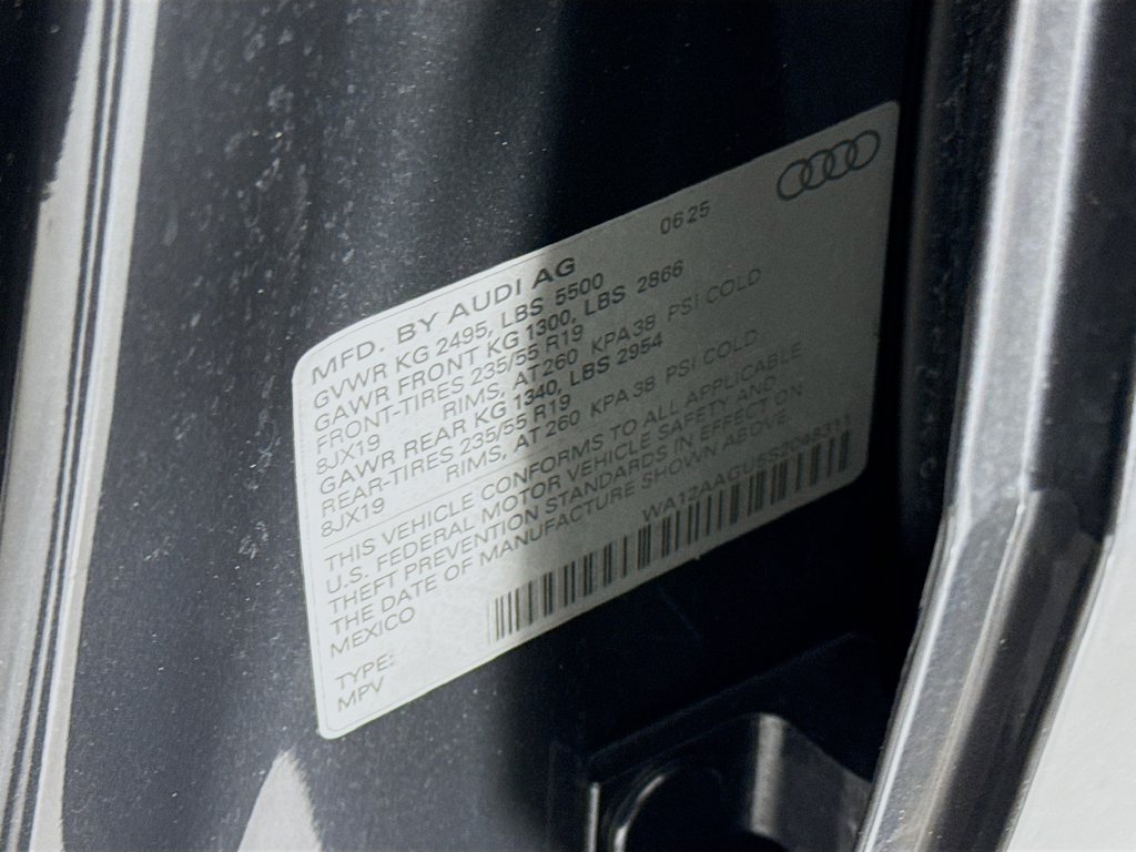 Certified 2025 Audi Q5 Premium Plus w/ Premium Plus AWD/4WD image 36