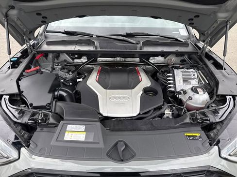 Used 2021 Audi SQ5 Premium Plus w/ Premium Plus Package image 31