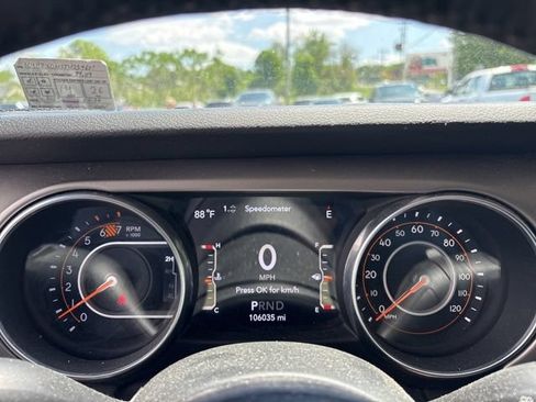 Used 2018 Jeep Wrangler Unlimited Sport S AWD/4WD image 17