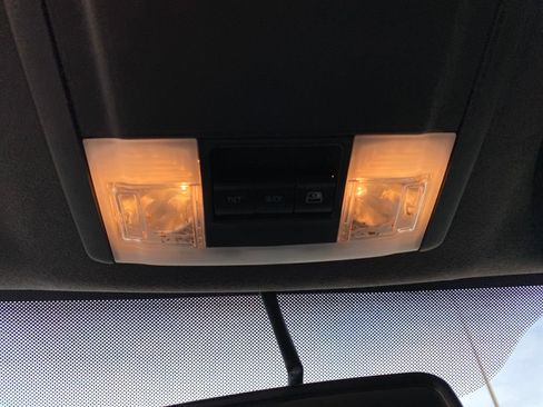 Used 2016 Ford F250 Platinum w/ FX4 Off-Road Package image 39