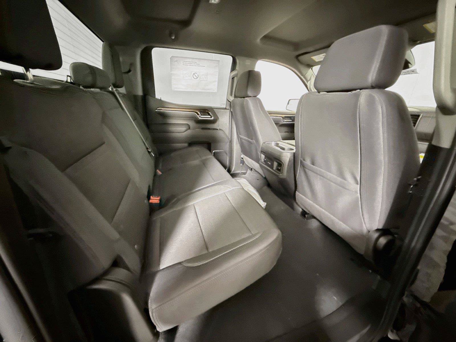 New 2026 Chevrolet Silverado 1500 RST w/ Z71 Off-Road Package AWD/4WD image 19