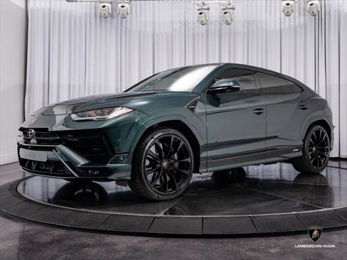 Used 2024 Lamborghini Urus S AWD/4WD image 13