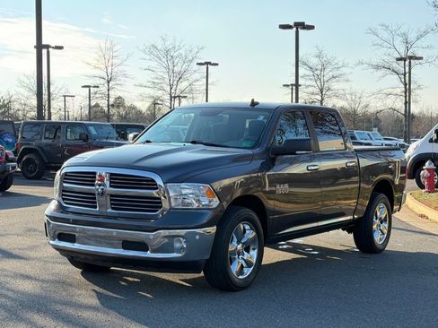 Used 2018 RAM 1500 Big Horn image 3